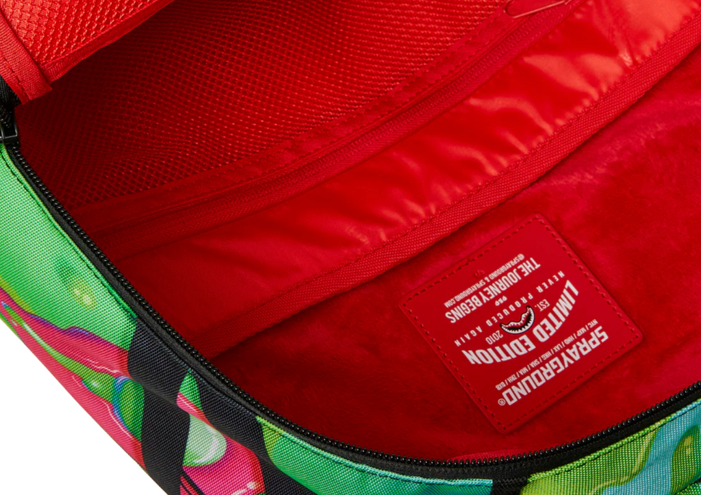 SGB8241-ZOMBIE OOZE SHARK CENTRAL BACKPACK