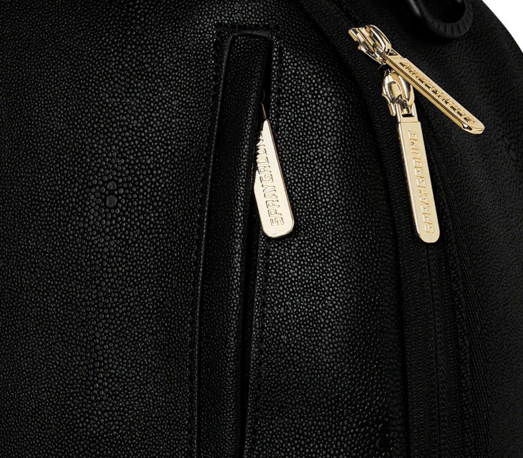 SGB8822 -GOLD FANG BACKPACK