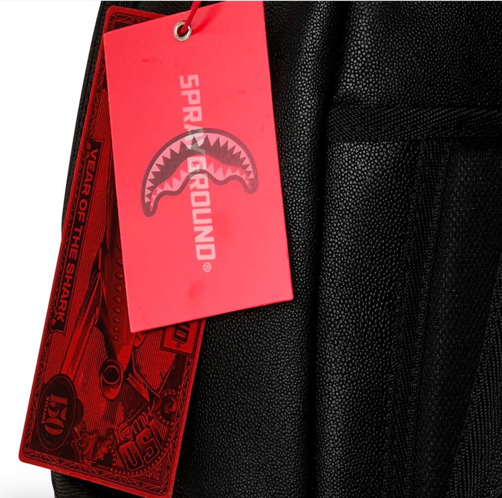 SGB8822 -GOLD FANG BACKPACK