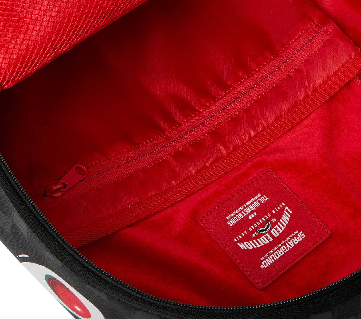 SGB8663 - SHARKS IN PARIS HYPER PUFF BACKPACK