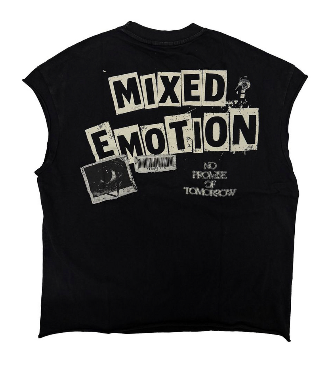 Mixed Emotion Tee “Newspaper” Sleeveless