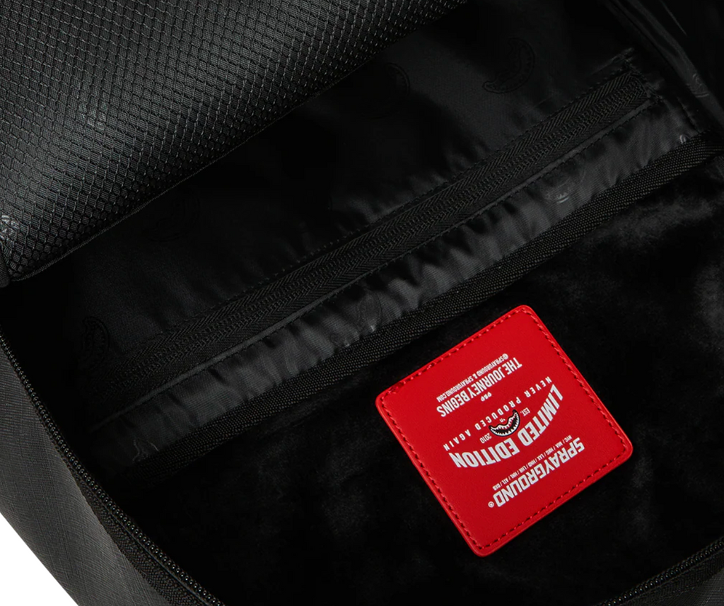 SGB THE GOLDEN FANG SHARK BACKPACK