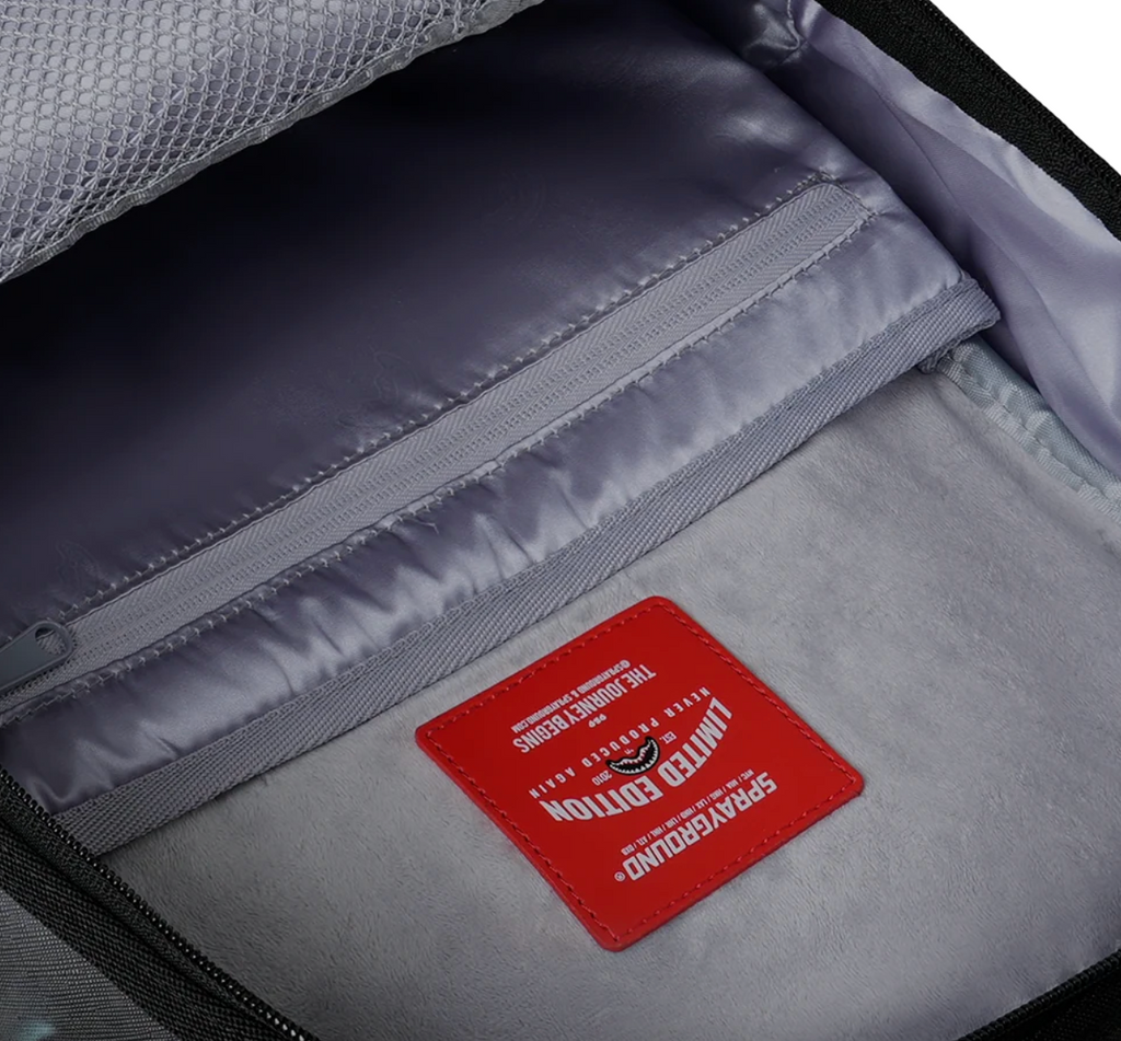 SGB8536 FATAL ATTRACTION BACKPACK