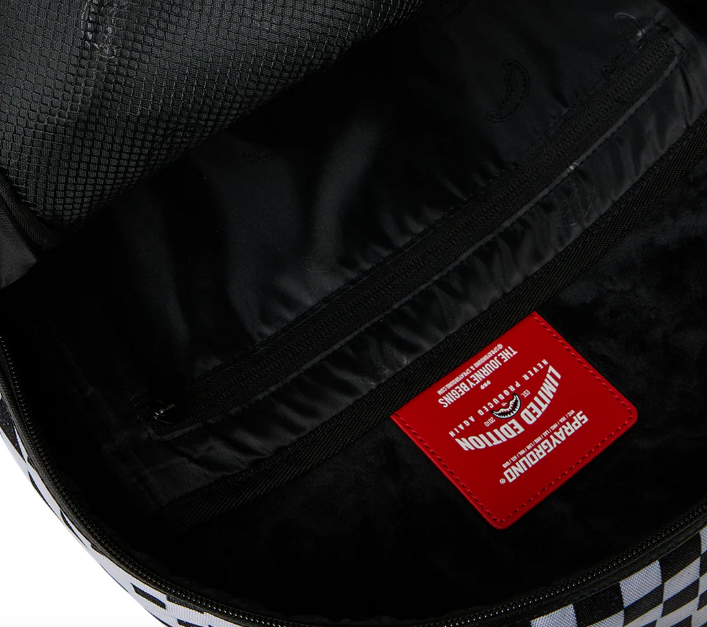 SGB8871 ILLUSION FUSION SHARK BACKPACK